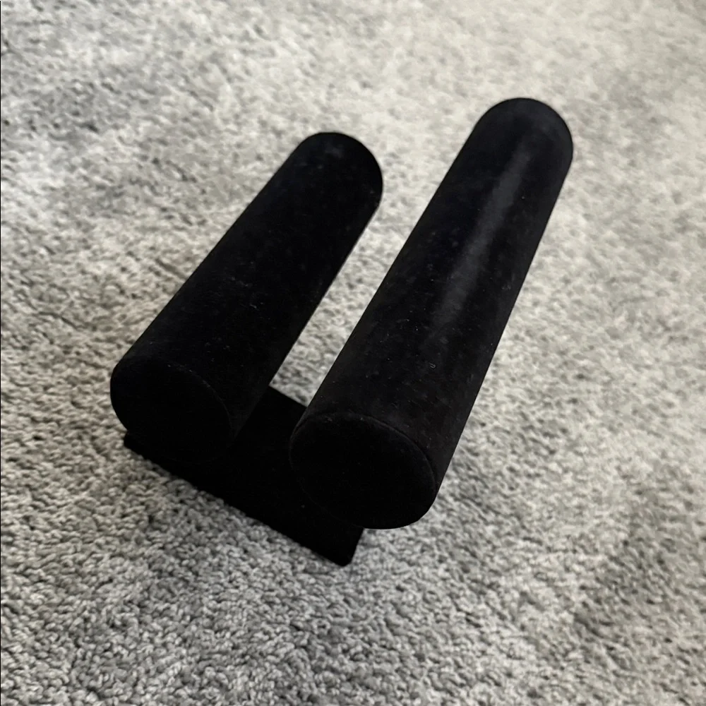 Black Velvet Jewelry Display Stand - Picture 5 of 6